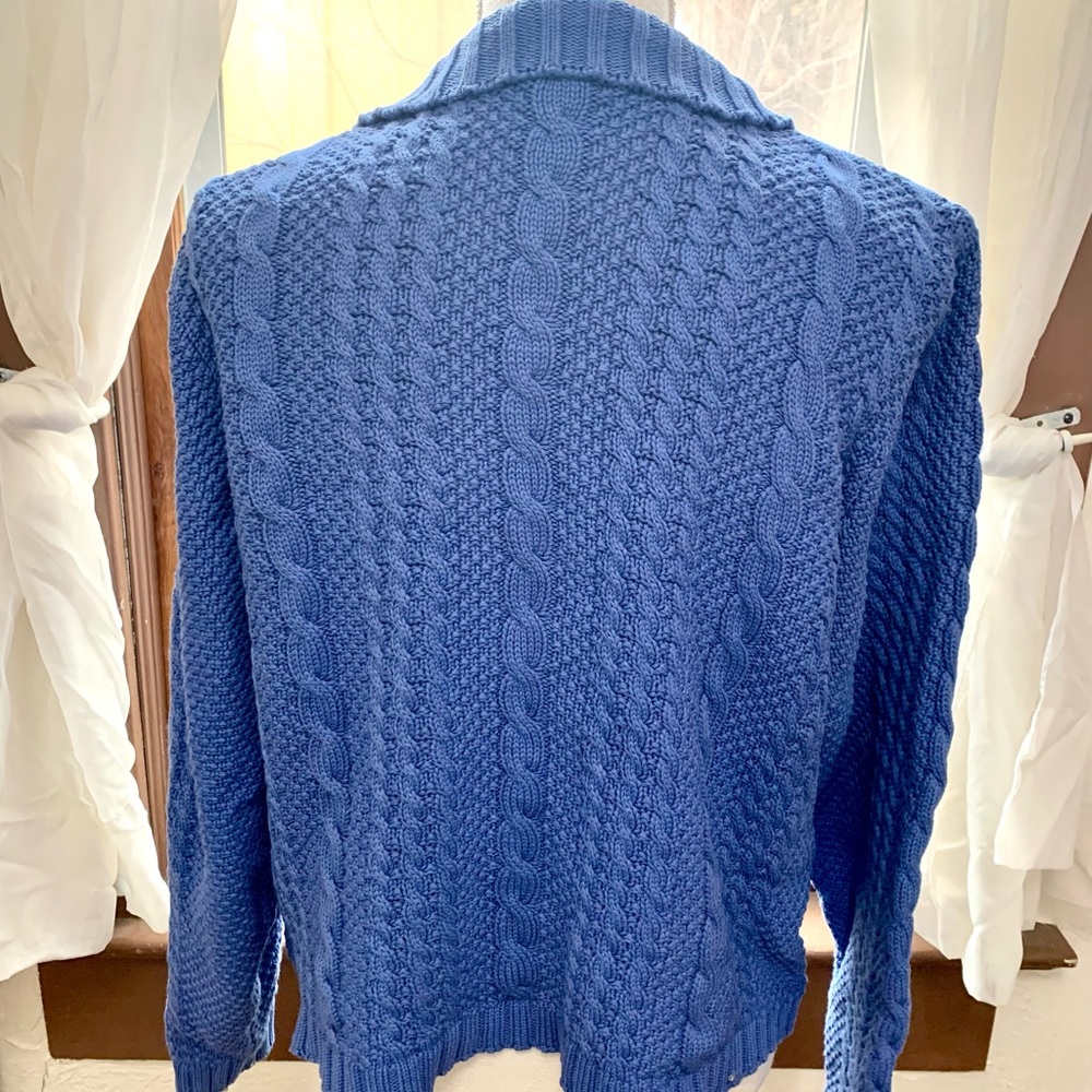 Sweater - Picture 3 of 4